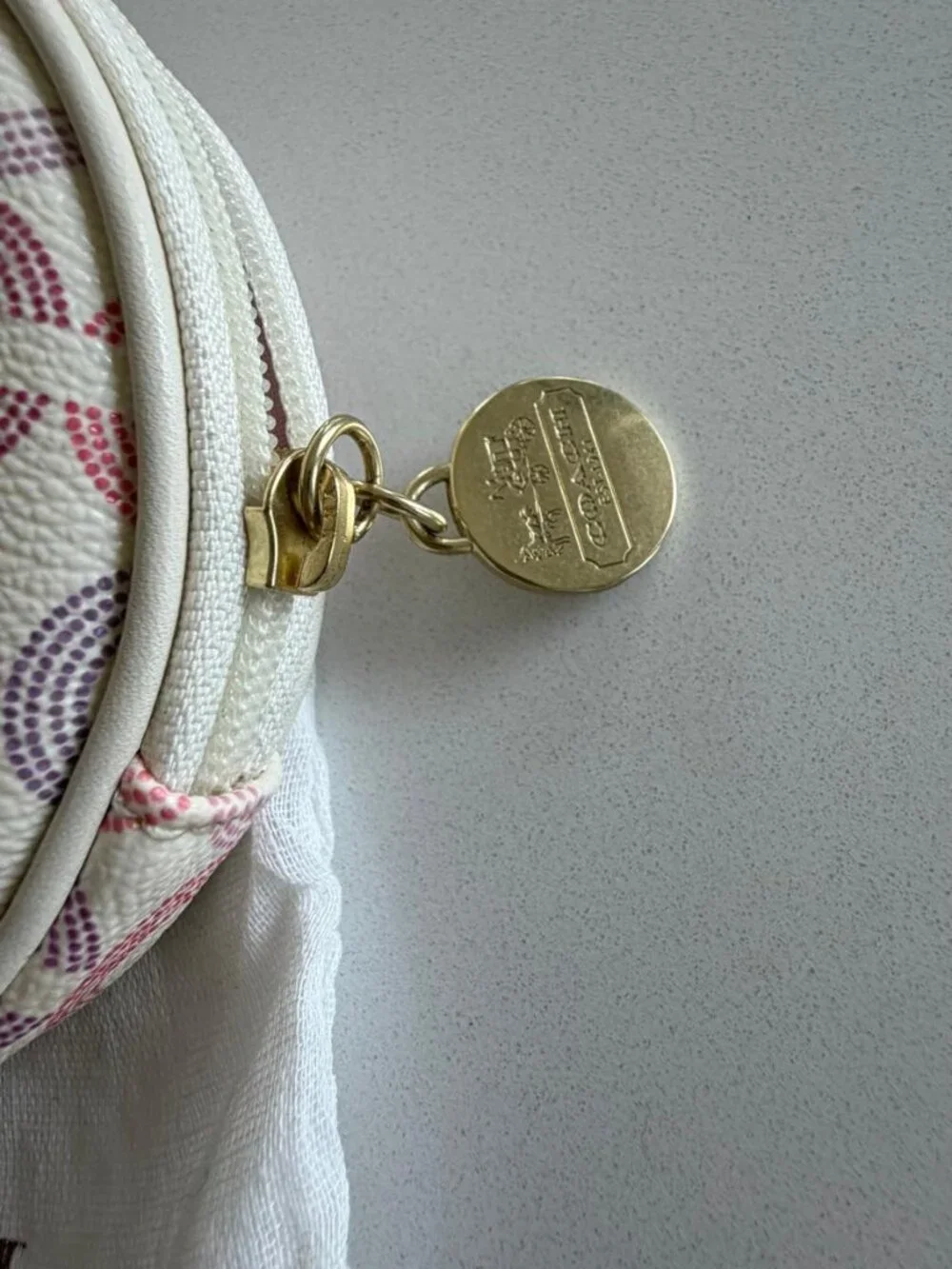 Coach Waverly Optic Signature Round Coin Purse